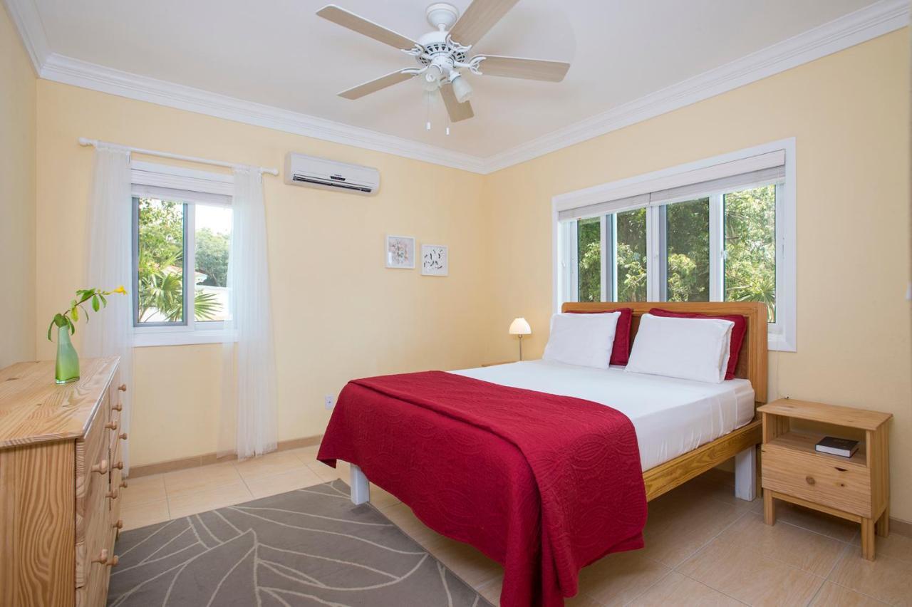 Sir Charles Guest House Palmetto Point Kültér fotó